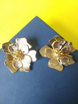 OOMPH - Gold Plated Large Crystal Encrusted Floral Ear Stud Earrings