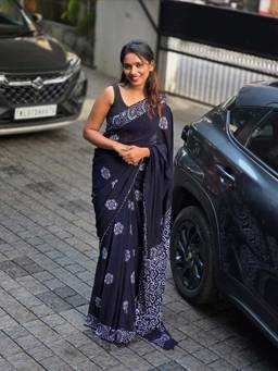 AMRUTKALA SAREES - Blue Designer Linen Printed Saree with Unstitched Blouse