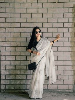 AMRUTKALA SAREES - White Designer Linen Floral Printed Saree with Unstitched Blouse