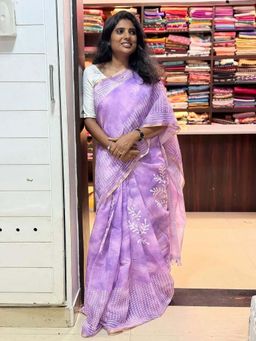 AMRUTKALA SAREES - lavender Designer Linen Printed Saree with Unstitched Blouse