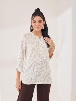 Latin Quarters - Women'S Beige Floral Printed Round Neck Casual Top