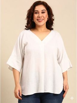 THE PINK MOON - White Front Pleat Top
