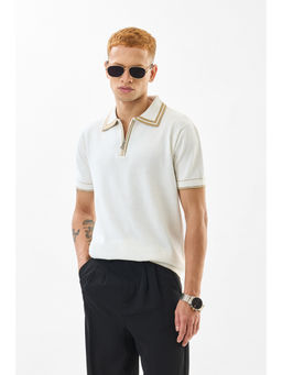 Snitch - Men White Solid Half Sleeves Slim Casual Polo T-Shirt