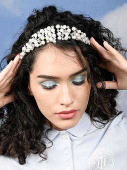 Odette - Exquisite White Embellished Hairpin