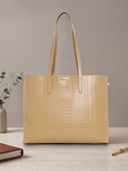 Beige color option, Currently selected