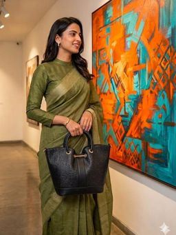Hues Studio - Butterfly Handbag for Women Black