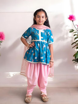 Fayon Kids - Blue Cotton Half Sleeves Printed Kurta With Dhoti & Dupatta