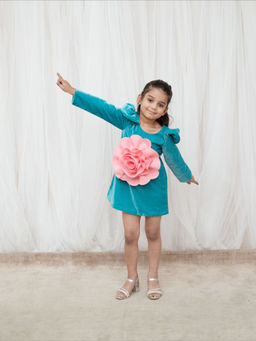 Fayon Kids - Blue Velvet Round Neck Solid Dress