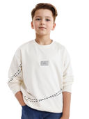Off White color option, Currently selected