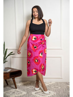 Label Tanvee - Black Crop Top and Pink Printed Skirt (Set of 2)