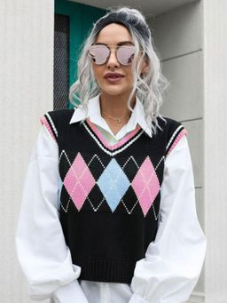 Oh Rare - Women Pink V-Neck Chevron Crop Sweater