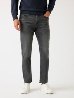 Guess - Men Grey Solid Slim Fit Jeans