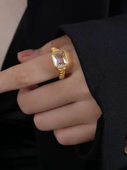 Inaya Accessories - 18K Gold Plated Vintage Square Band Ring, Nuri