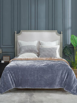 Saral Home - Winter Mink,Cloudy Soft Double Side Heavy 2 Layer Blanket Crochet Edge