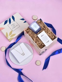 Gleevers - Lavender Small Candle and Necklace Gift Box for Her (Set of 2)