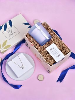 Gleevers - Arabian Wood Big Candle and Necklace Gift Box for Her (Set of 2)