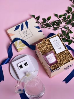 Gleevers - Lavender Big Candle and Earring Gift Box for Her (Set of 2)
