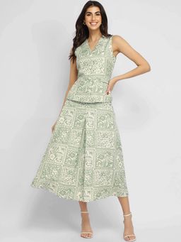 FABLE STREET - Green Printed Regular Co-Ord Set
