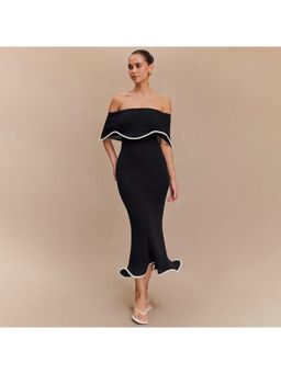 Outzidr - Black Off Shoulder Scallop Contrast Hem Dress