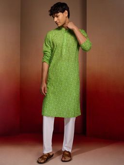 Vastramay - Green Bandhani Printed Kurta with Pant