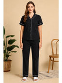 Black color option, Sold out, Currently selected