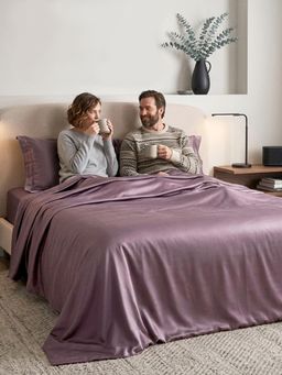 FABINALIV - Wine Solid 300 TC Super King Satin Bedsheet with 2 Pillow Covers