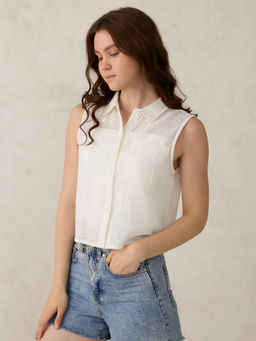 Outzidr - White Schifley Sleeveless Boxy Casual Shirt