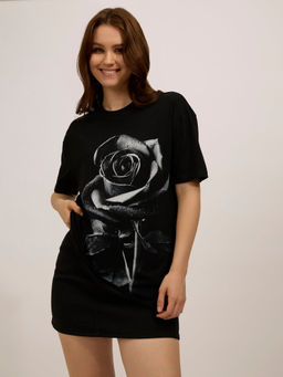 Outzidr - Black Cotton Graphic Oversized Casual Wear T-Shirt