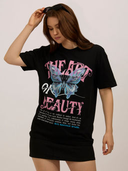 Outzidr - Black Cotton Oversized Graphic Casual Wear T-Shirt