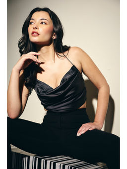 IT GIRL - Women Black Cowl Neck Crop Top