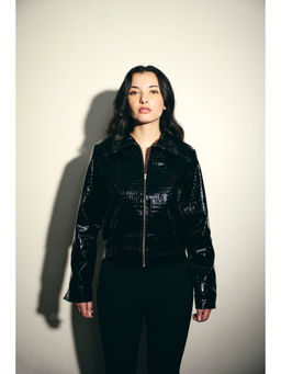 IT GIRL - Women Black Textured Collar Neck Jacket