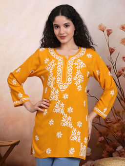 PARAMOUNT CHIKAN - Hand Embroidered Lucknowi Chikankari Rayon Kurti