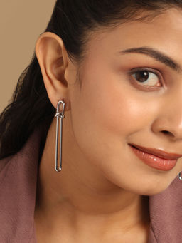 Nuyug - Silver Glow Anti Tarnish Earrings