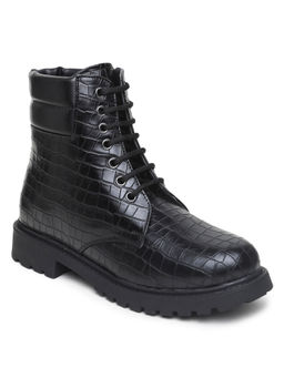 VALIOSAA - Textured Black Casual Boots
