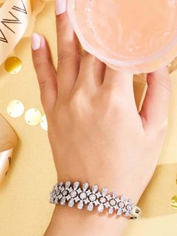 ANAQA JEWELS - Cluster Pear Silver Cuff Bracelet