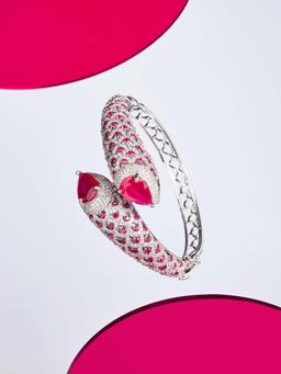 ANAQA JEWELS - Elegant Treasure Red Bracelet