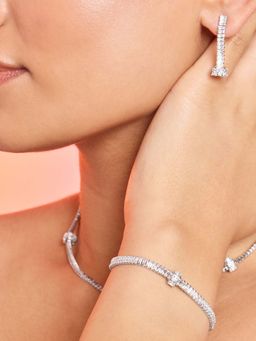 ANAQA JEWELS - The Classic Full Silver Necklace