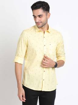 Turtle - Men Yellow Printed Pure Cotton Collar Neck Casual Shirt