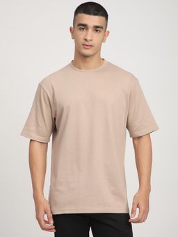 R&B - Men Beige Textured Relaxed Fit T-Shirt