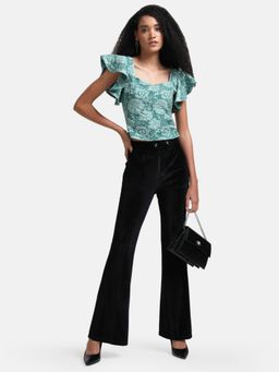 Kazo - Green Tonal Jacquard Crop Top With Flutter Sleeves