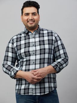 SHOWOFFFF - Men's Checked Black Comfort Shirt