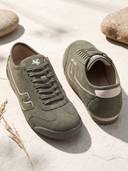 Olive color option, Currently selected