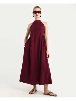 RAREISM - Maroon Solid Halter Neck Midi Dress