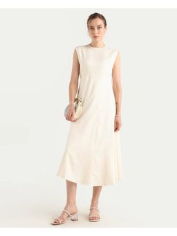 RAREISM - Off White Solid Midi Dress