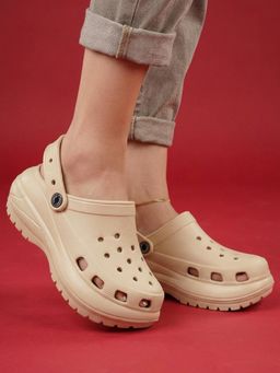 Carlton London - Womens Lightweight EVA Comfort Slip-On Clogs with Back-Strap - Beige