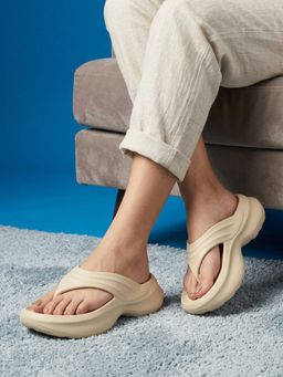 Carlton London - Womens Ergonomic Cloud Cushion Flipflops - Beige