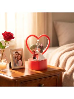 eCraftIndia - Cute Romantic Couple Statue Love Showpiece with Heart Frame