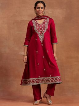 AVANSHEE - Pink Embroidered Sequined Straight Kurta Pant with Dupatta