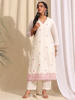 AVANSHEE - Pink Floral Straight Kurta & Pant