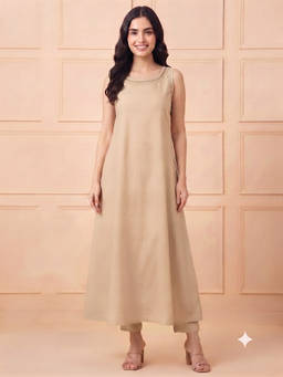 Aayusika - Khaki Solid/Plain Straight Kurta & Pant